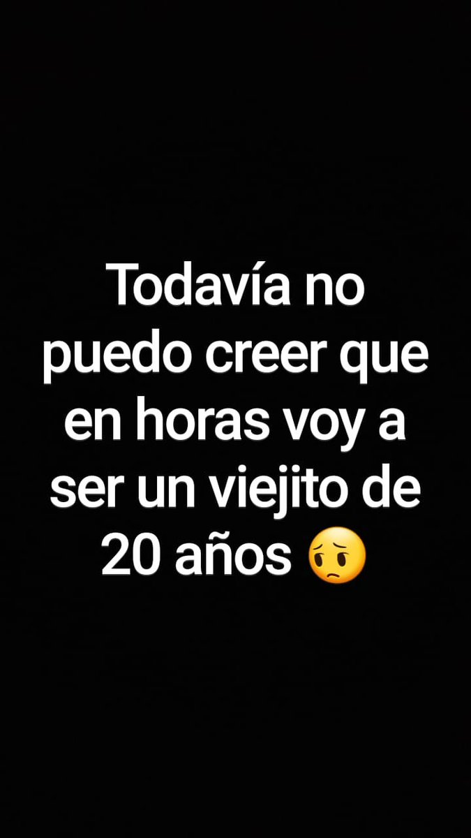 edits_frimar's tweet photo. Pobre ya tantos años le afecta XD https://t.co/akCiL7VeML