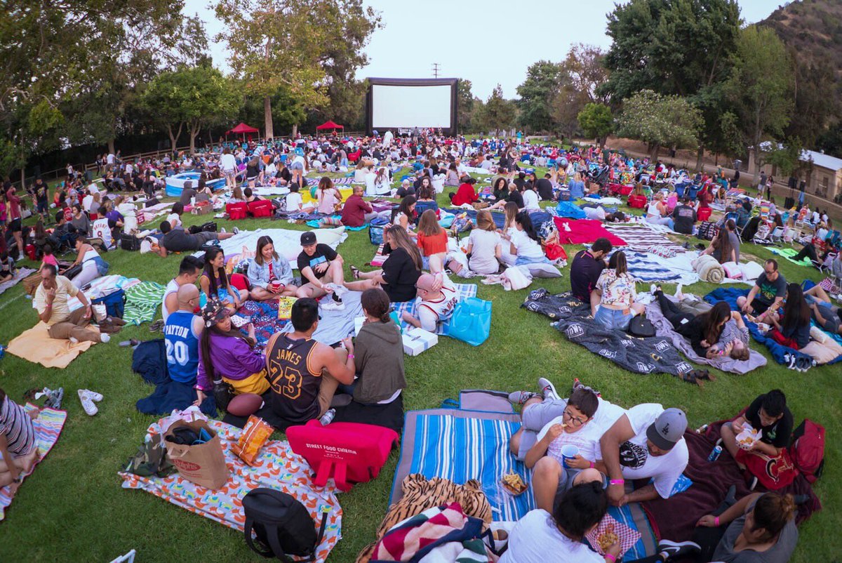 stfoodcinema's tweet image. THIS SATURDAY (August 4)! Experience THE MASK under the stars at Victory Park in Pasadena! With Special Guest Mike Werb (writer), live music from Night Market, tasty food trucks &amp;amp; more! Tickets &amp;amp; Details streetfoodcinema.com #themask