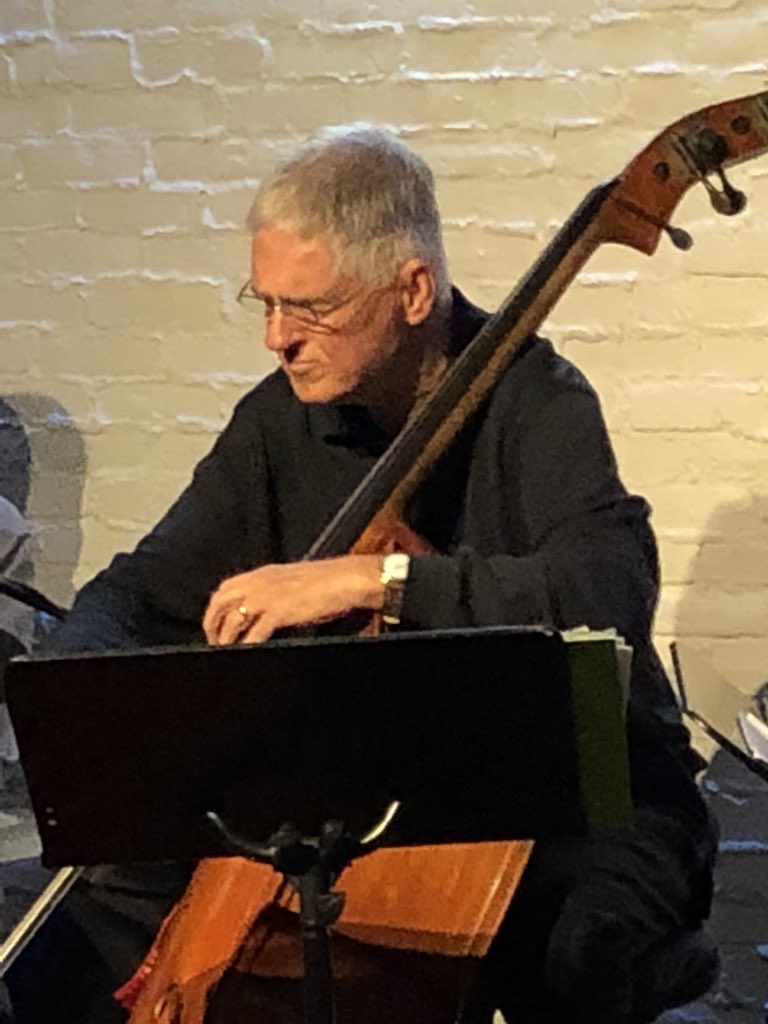Dan57Thom's tweet photo. Having a #swinging time of #live #jazz @DaveTullJazz #Trio w/ @lutherhughes #QuinnJohnson @CooksChapelPH #Anaheim #PackingHouse playing #hits from latest #album #TextingAndDriving #proud #ExecProdโd w/ @SusanMThom๐๐ป
cc: @RobertJohnDavi https://t.co/WnksqzVO7j
