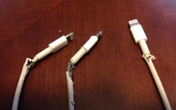 ru_maximonline's tweet photo. Коротко о том, как стоимость Apple достигла $1 трлн https://t.co/5y3ujyjtAC