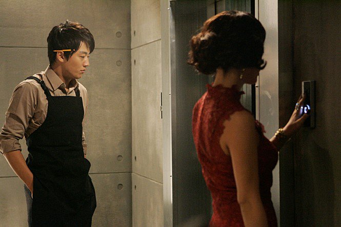 은은한 한국화를 둘러싼 원색적인 사건들,촘촘한 스토리 구성이 돋보이는 #EBS영화 < #인사동스캔들 > #숨은명작 #김래원 #엄정화 #고창석 #마동석...