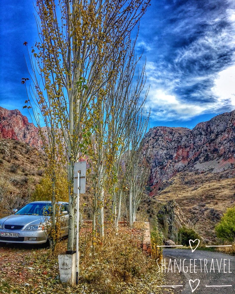 shangeetravels's tweet photo. trees and the blue sky
#shangeetravel #photography
#armenia #trees #bluesky #photoshoot #photooftheday #picforlikes #travelphoto #ilovetravel #ilovephotography #iphonesia #wanderer #landscape #naturelovers #natureapparel #traveldiaries #tourism #trippyowl #tripadvisor #instagram https://t.co/eX3pJYkP07