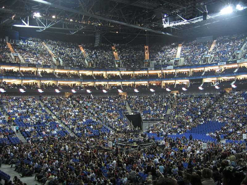 After the show was over, the dome sat largely abandoned. It was used seldom - for an indoor skating rink in 2003, for an Tutankhamen exhibit in 2007. It wouldn't be until later in 2007 that a permanent tenant would occupy the dome - the O2 Arena, a multi-purpose indoor stadium.