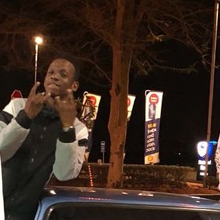 Rich98Art's tweet image. Wsup August ?🌹❄