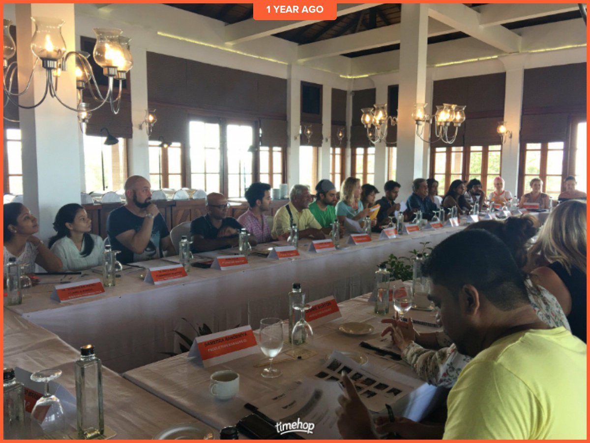 lisaw12345's tweet photo. Some lovely #gkh memories on my timehop this morning, hope the read through and filming for series 3 is going fab.#goodkarmahospitalfamily #KarmaHollics 😁😁 https://t.co/zJEkRSyJiD