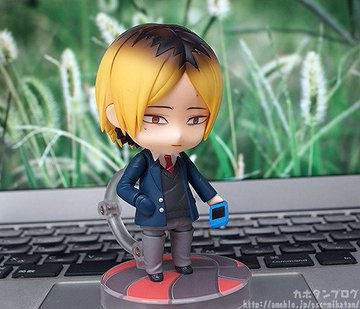 ハイキュー ねんどろいど 孤爪研磨 制服ver が8月7日 火 より予約開始 研磨には欠かせないゲーム機やリュックが付属 電撃ホビーウェブ