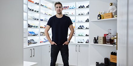 👟 CHRIS JACK'S SNEAKER STORY 👟
A local sneaker authority killing it on the gram invites us into his amazing walk-in sneaker closet
superbalist.com/thewayofus/201…