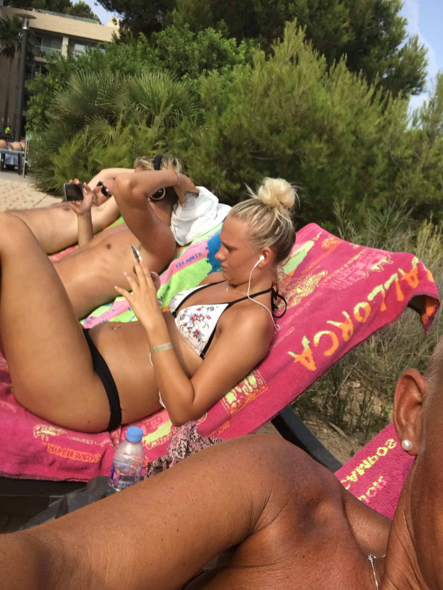jessicaohrn's tweet photo. Jobbigt med semester 😎 #Mallorca https://t.co/YZkDwnWhxO