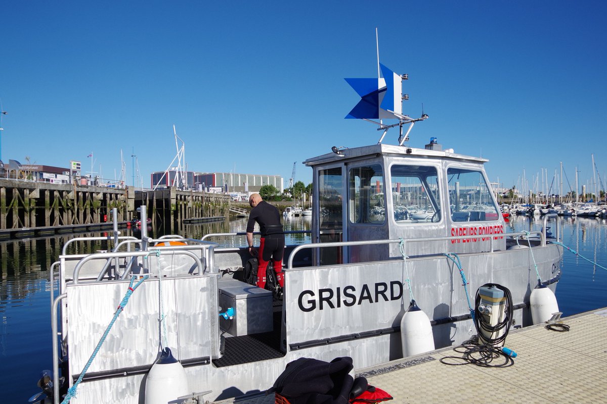 SDIS50's tweet image. Pt Log – Acquisition du BRS "Grisard"

Réceptionné  en mai 2018 par le gpt Log. 
Il est armé par les personnels spécialisés du CS de Cherbourg.

F° :
 - SAP en zone côtière
 - Entrainements de SAL
 - Moyen complémentaire pour opérations type IBNB 

 #SAL50
 #LOG50
 #CSCherbourg