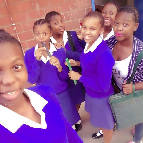 Lonele_Helen's tweet photo. #ShowMeYourSquad
Since 2012 โค & growing stronger
#blessed
#TBT https://t.co/oQfEtEFbS1