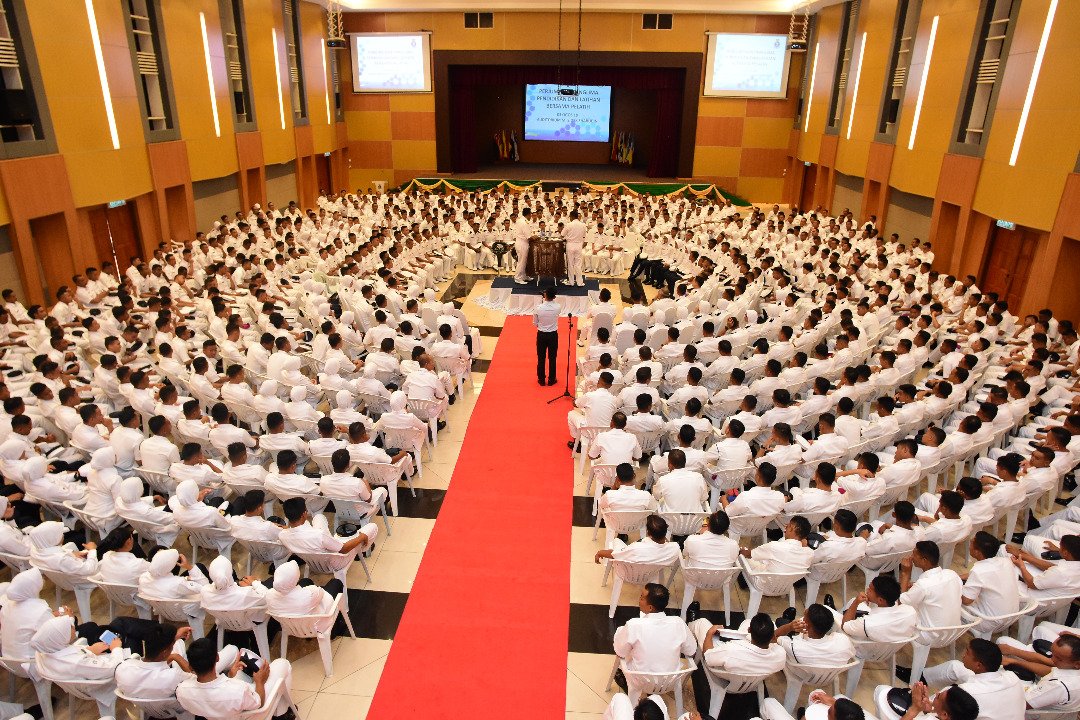 Naval Training and Doctrine Command HQ tweet media
