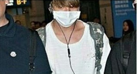 HITMAN_FANBASE's tweet image. Everyone will get a tanned skin. Everyone instead of yoongi.
😂