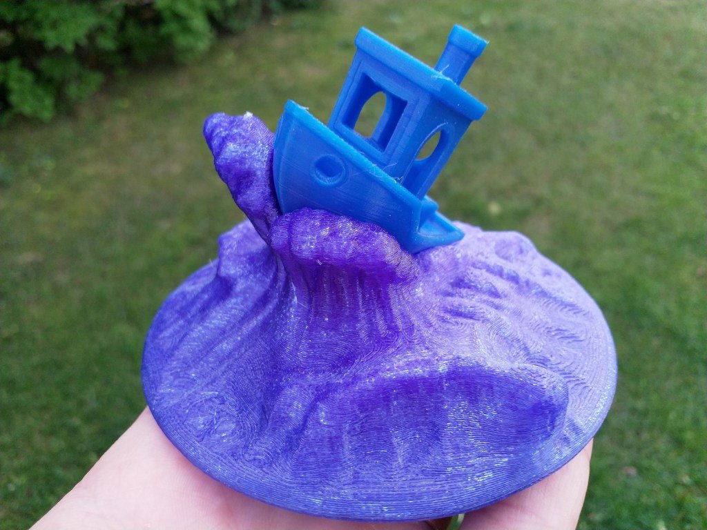 Wave Display By Travis Jackson 3dbenchy.com/wave-display-b…