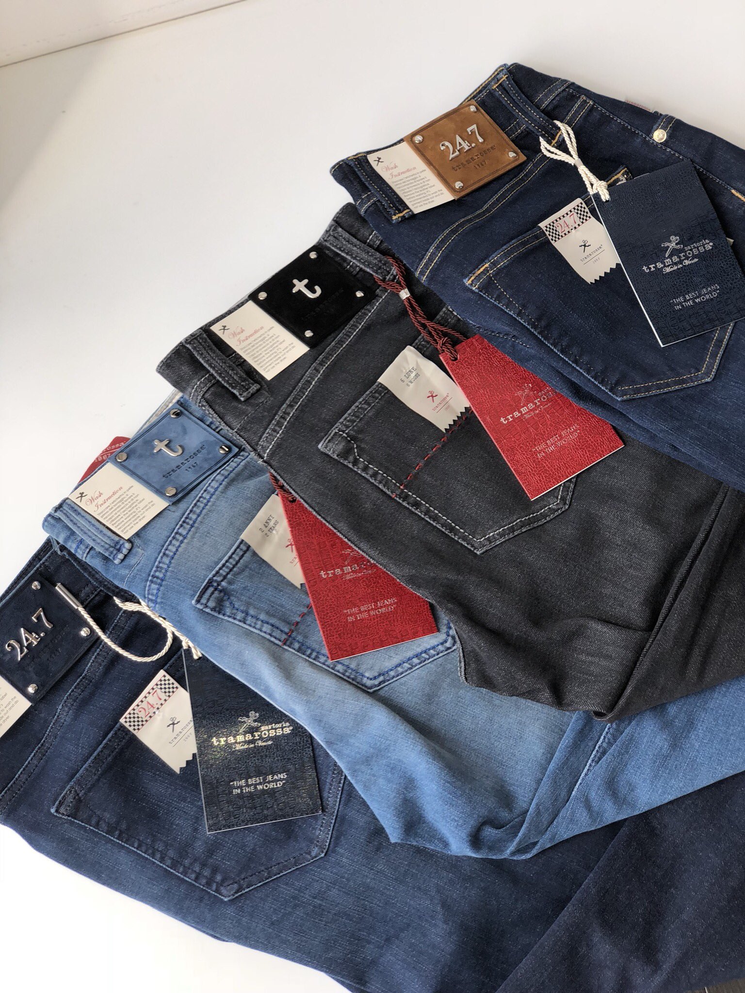 Calibre jernbane Dwell Sarto Menswear on Twitter: "New Tramarossa Jeans AW18 Collections Now In  Store! #sartomenswear #tramarossa #jeans #AW18 https://t.co/0DvvzgLHVj" /  Twitter