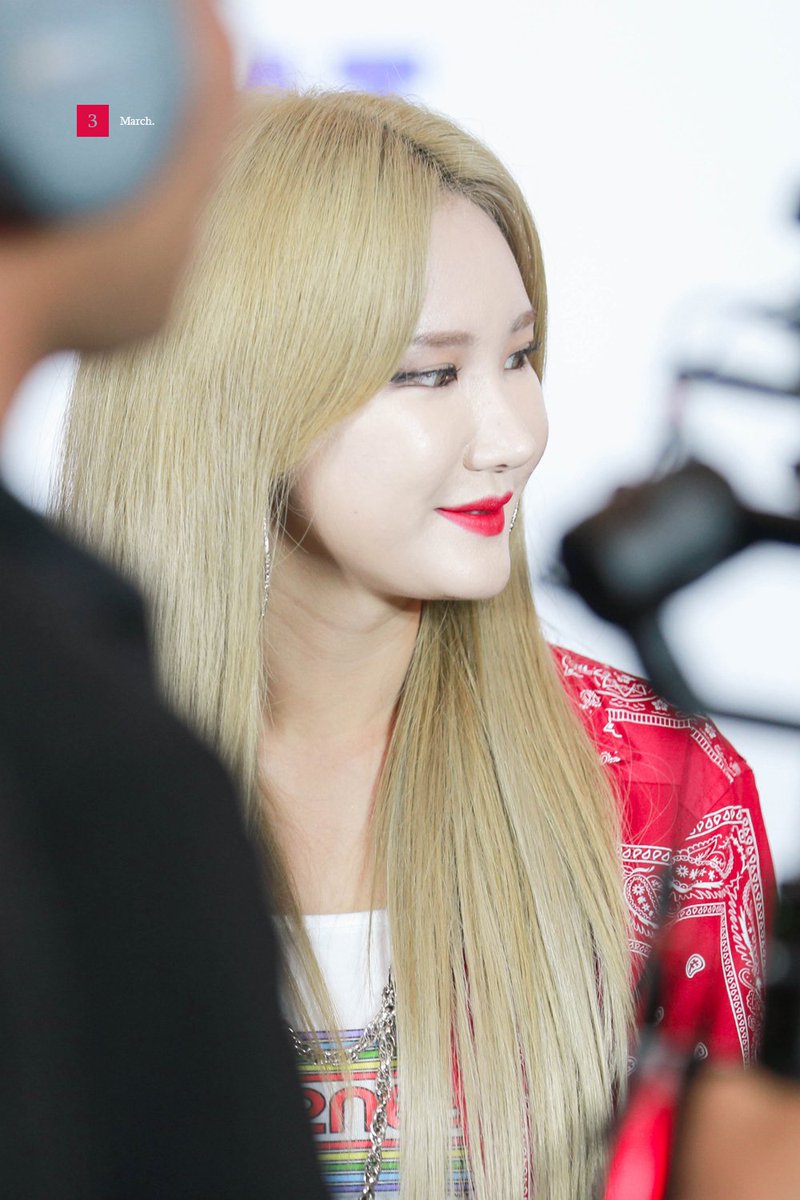 KeooKwonn's tweet photo. 180731 LE (EXID) @ V HEARTBEAT Fansign
HQ: https://t.co/fQ2ty2DGAf
#LE #EXID #LEEXID #VLIVE #VHEARTBEAT https://t.co/9uNTd9aHJw