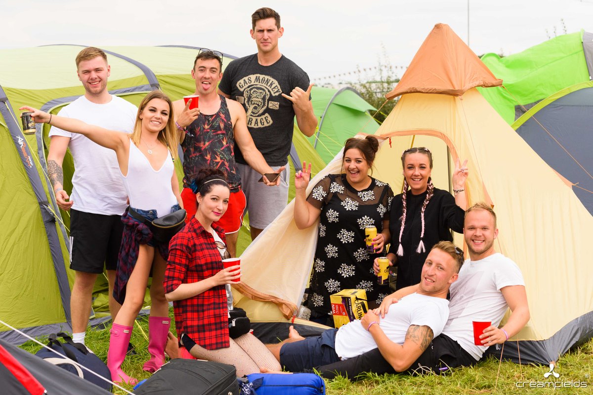 Creamfields's tweet photo. All camping will sell out this week #DontMissOut! ⛺⛺⛺ 👉 https://t.co/FuHlWFGWz5 #CreamfieldsMonth #Creamfields21 https://t.co/gdIYJvBPE7