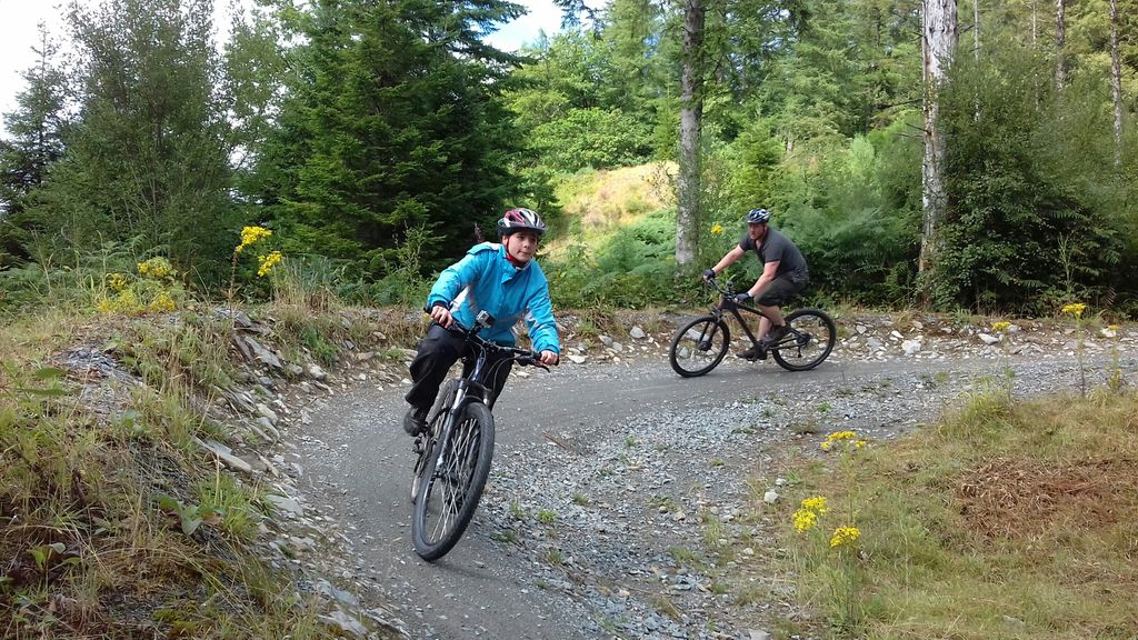 Having a fun few days riding in the woods with <a href="/SeaCadetAT/">LASCAT</a>! #mtb #Wales  <a href="/CoedyBreninFP/">Coed y Brenin</a>