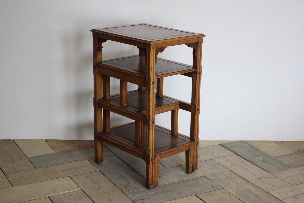 BrownriggUK's tweet image. Wonderful set of 19th Century English Country House Library Steps. Read More: bit.ly/2vxMWrj
#LibrarySteps #frenchantique #decorative #librarytable #writingtable