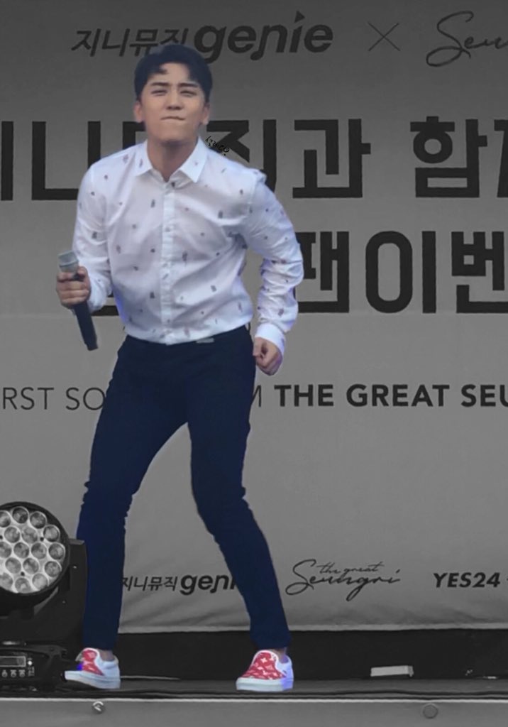 _SNOWLEO_'s tweet photo. 입모양 너무 귀여워>ㅅ< https://t.co/ULoQaRLsy3