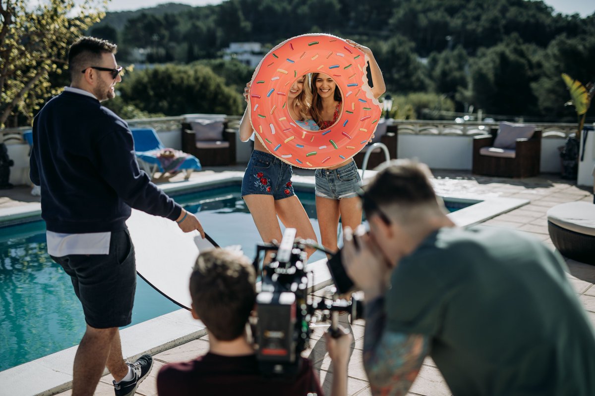 Remember when we had to go to #Ibiza for perfect #commercialshooting weather? Any excuses to go abroad this week? 🏖️ 🧴#flashbackfriday