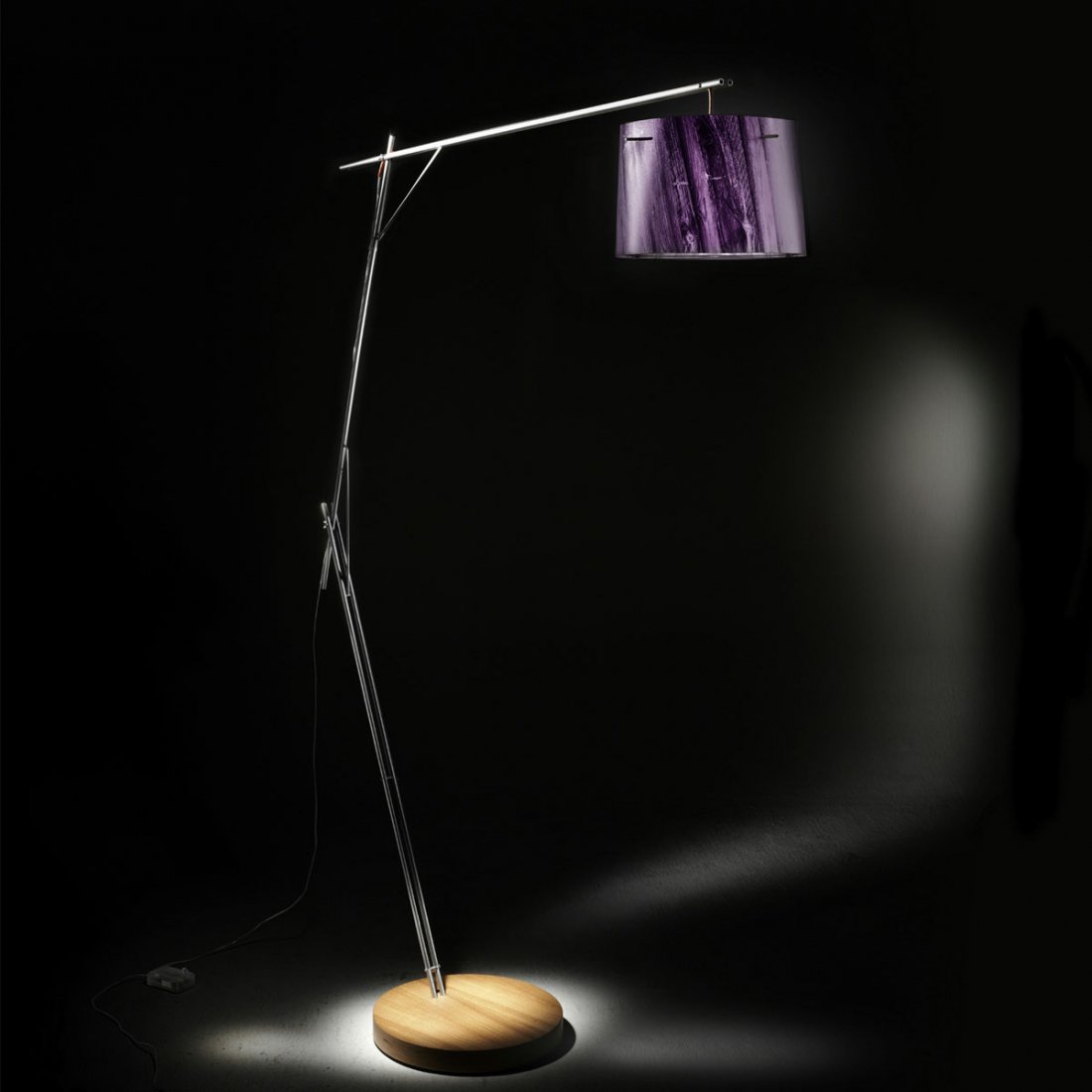 Les luminaires anticonformistes du fabricant italien @slamp_official sont à -12% en ce moment, l'occasion pour vous de découvrir l'audace et la créativité des designers de la marque ! 😊

 ✅ bit.ly/2jyJreK