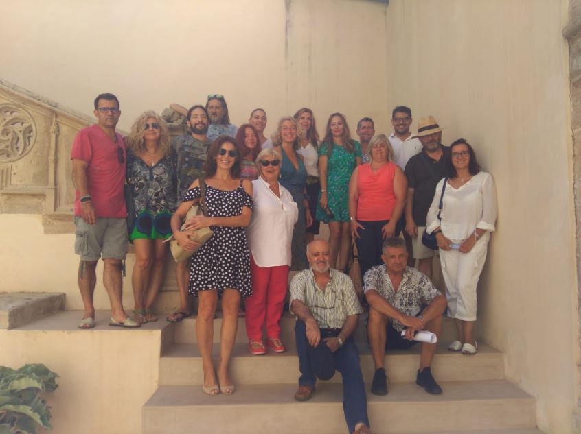 IEBalearics's tweet photo. El pròxim dissabte 25 d'agost s'inaugurarà a Estocolm l'exposició col·lectiva Passion Baleart on hi participen 25 artistes residents a Mallorca. La @conselleriaCPE ajuda a la mobilitat d'obres i artistes. ⏩ https://t.co/eFVOsFx5hp https://t.co/FpTwc5w7TO