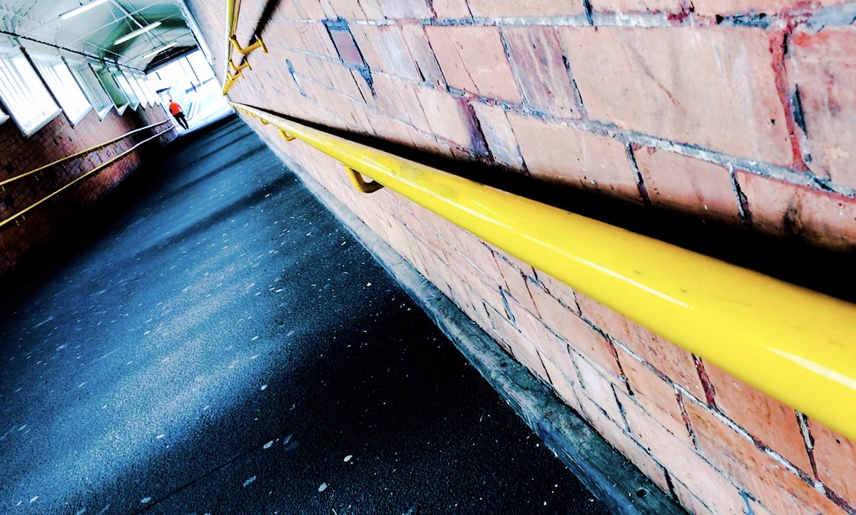 StreetsofBrum's tweet image. Sutton Coldfield Railway Station
July 2018

iPhone 7 

(before being told taking photos was ‘very suspicious ‘ by a member of staff)

#birmingham #brum #birmingham #suttoncoldfield #bham #iluvbrum #igersbirmingham #thisisbrum #streetphotography #weallshootphotos @BhamUpdates