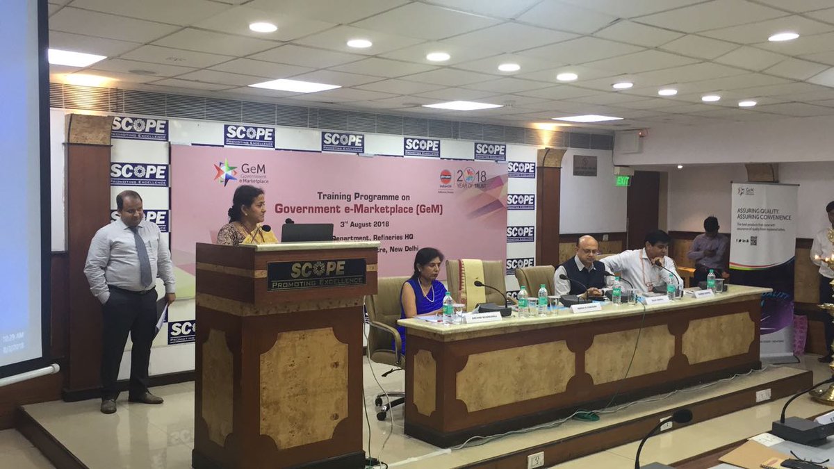 GeM_India's tweet photo. #IOCL #EIL #ONGC #BPCL #HPCL #GAIL #GeMified
Mr Rajiv Bansal, Addl Secy &amp; Financial Advisor, MoP&amp;NG and Ms Radha Chauhan, CEO GeM addressing procurement officers from various oil PSUs at Training Programme organised by IOCL in Delhi today.
#BuyersonGeM
 @PMOIndia @narendramodi https://t.co/HmWiDrdV57