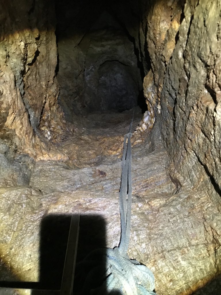 GueSphere's tweet photo. ... #exploring a #mysterious #erdstall... up to now #science has just theories... https://t.co/kqqHwT640f