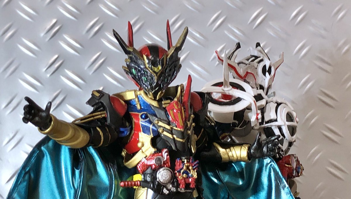 鱈井ゆう בטוויטר 劇場版仮面ライダービルド Be The One 明日公開 絶対に観てくれよな ブラッド族一同より