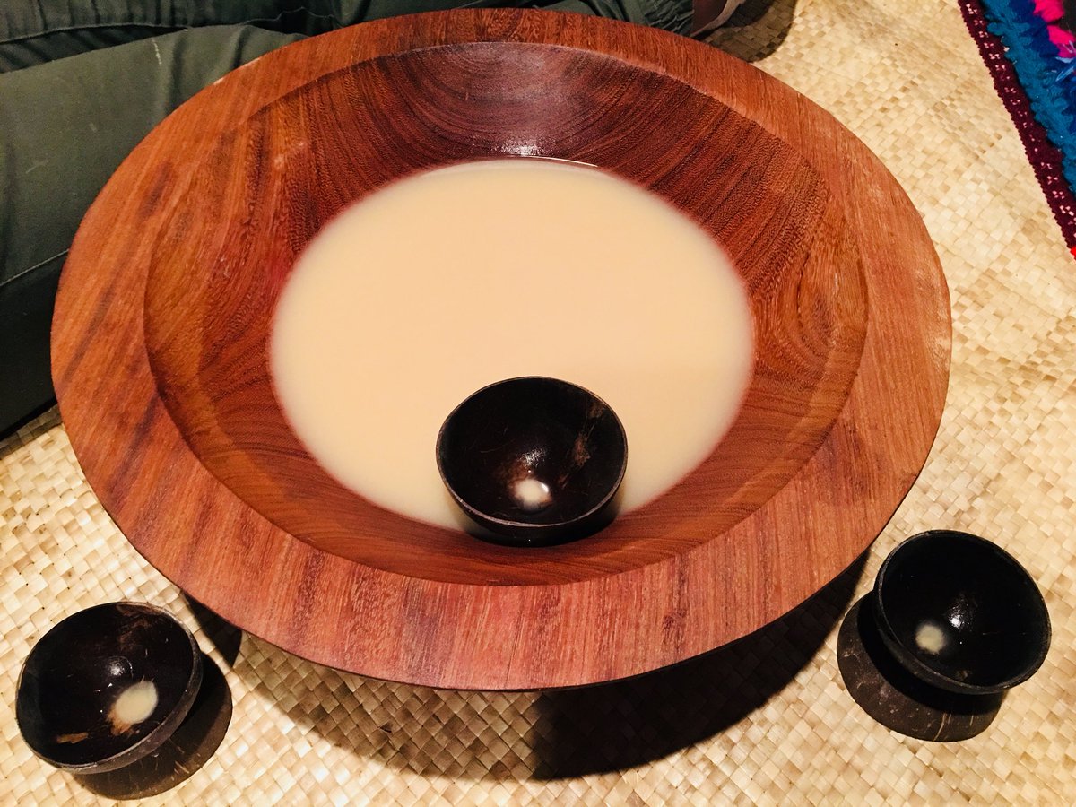 tuirara's tweet photo. Bula yani. #FijianTings #FridayNights #BrownLabel #BestDrink #Taki 😂😂😂 https://t.co/7oIZItAkO7