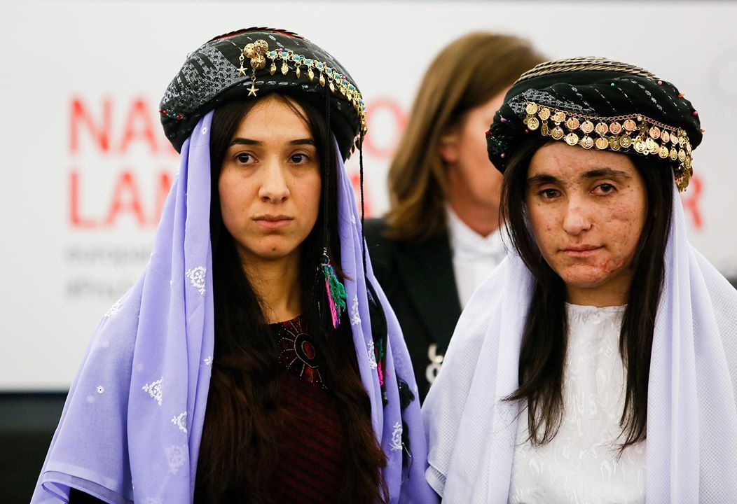 beatrizbecerrab's tweet photo. Cuando, en el pleno del Parlamento Europeo, les concedimos el premio #Sájarov2016 a Nadia Murad y Lamiya Aji Bashar, todos los europeos nos comprometimos de por vida a acompañarlas, ayudarlas y defenderlas en su causa justa: condenar a los culpables del genocidio #yazidi https://t.co/95MswlCs6O