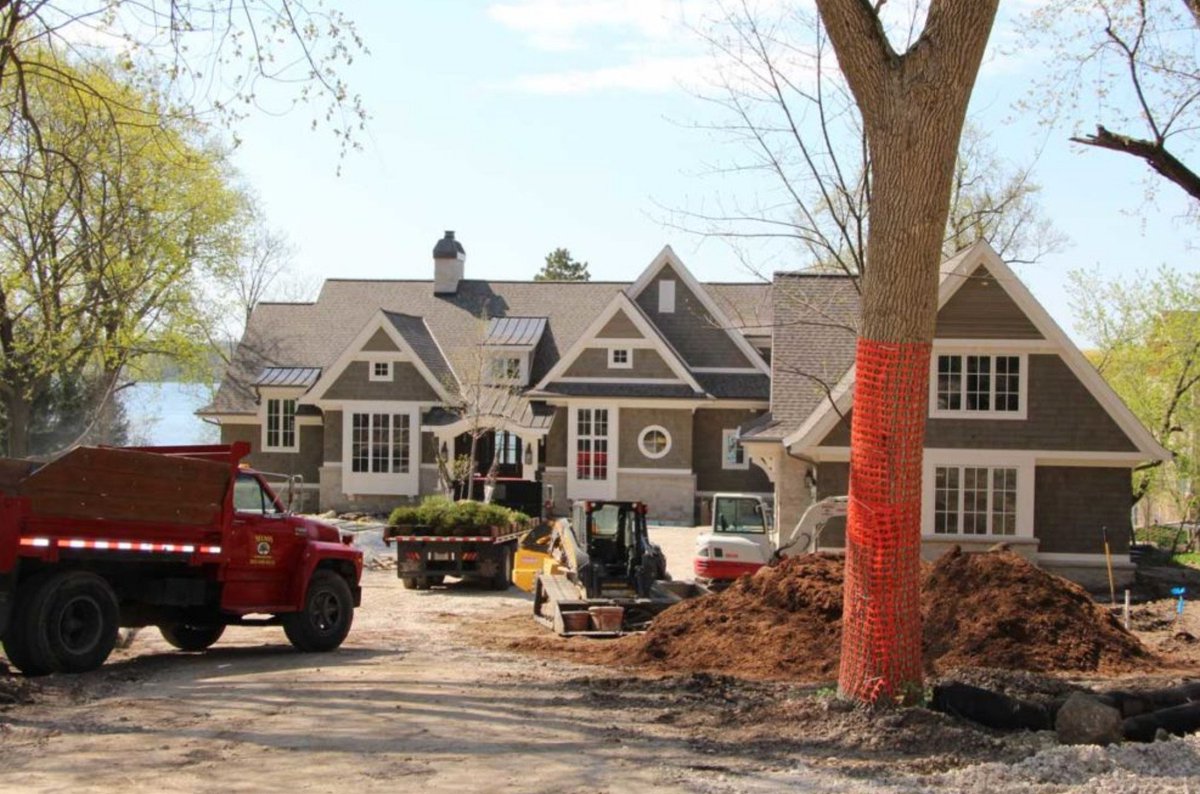 RegencyBuilders's tweet image. Corey Nelson from Nelson Landscape met with us to discuss the plans needed for the Hillcrest home on Pewaukee Lake. A lot goes into the exterior hardscape design of a new home –  that’s why we like to bring landscaping to the table as early as possible! goo.gl/YySKdm