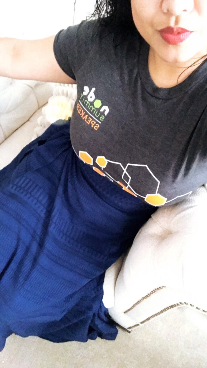 ladyleet's tweet photo. Fridays and #nodesummit swag. #nodejs https://t.co/KfQ9TZLz4R