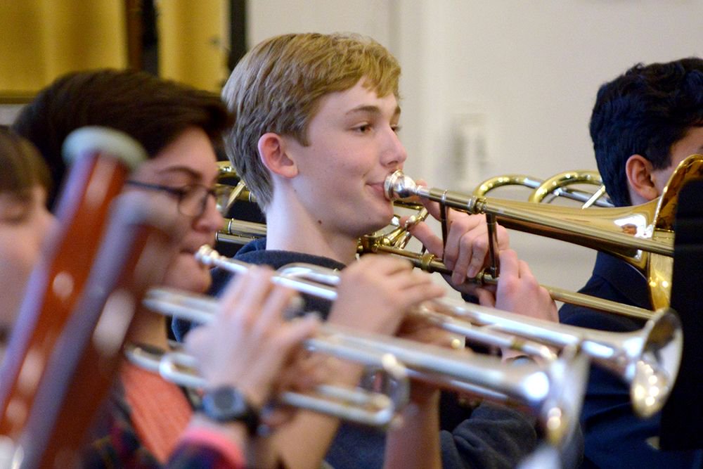 ChiYSO's tweet photo. We're still recruiting for a few winds and brass high school age students and elementary and middle school-age bass players for next season. Check out our website for specifics and sign up for an audition! https://t.co/vF6TYFcBr6 https://t.co/wT6Z9arhBR