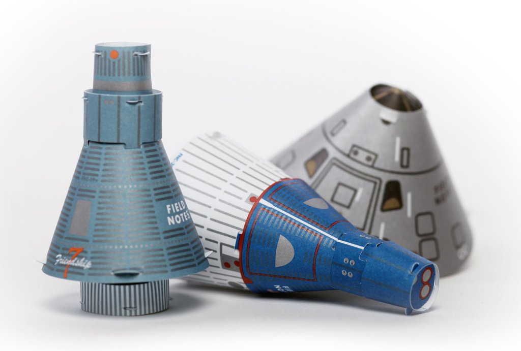 Inspired by the fiftieth anniversary of America's man on the moon quest, Field Notes is celebrating with three out-of-this-world notebooks and three bonus mission-specific crew capsule DIY models. colossalshop.com/products/space…