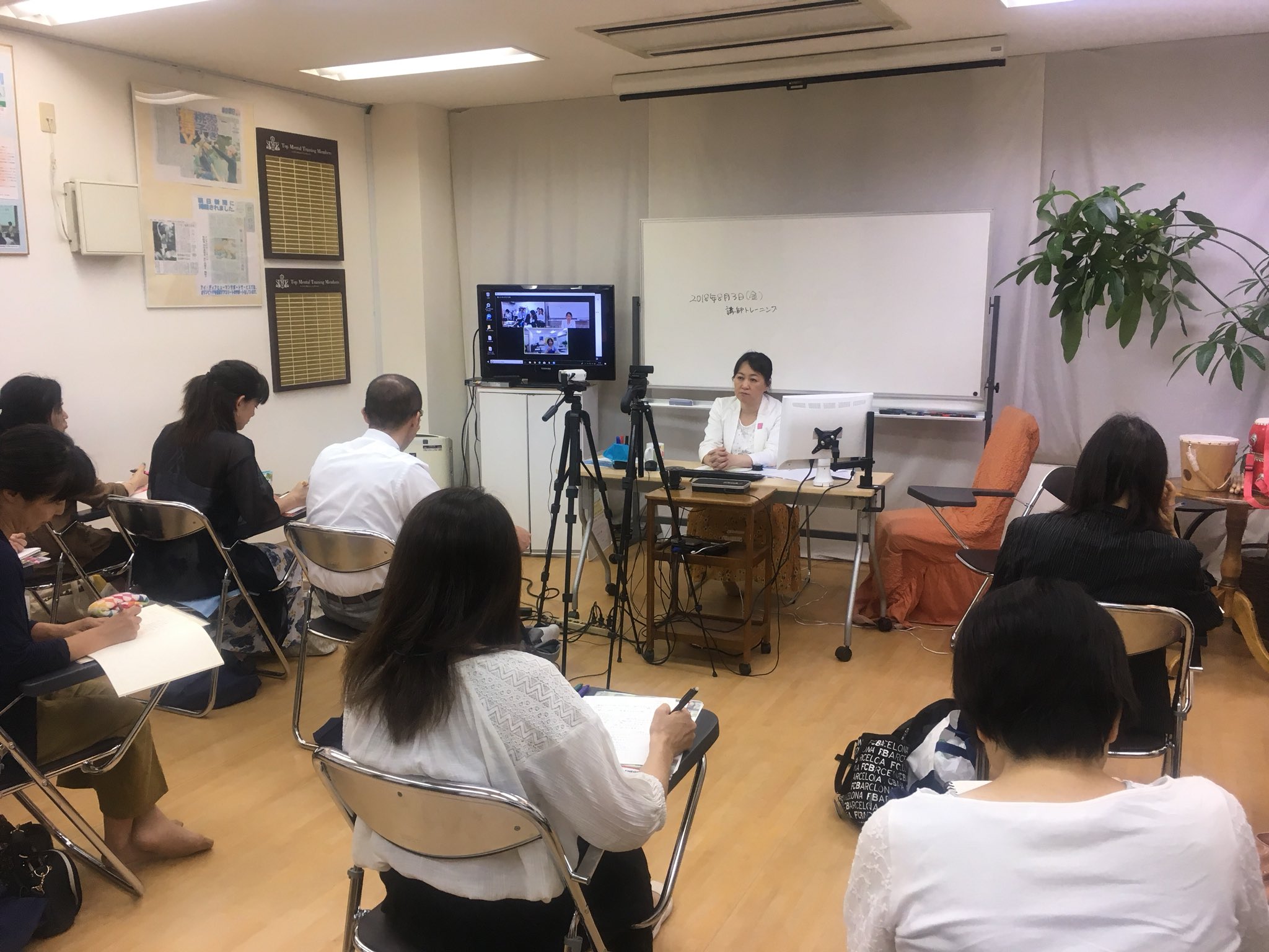 アイディア公式 アイディアヒューマンサポートアカデミー 本日の講師トレーニングでは 巻き込むをテーマにトレーニング いかに受講生に講座に興味を持ってもらえるように巻き込むことができるか 未来の講師たちが今日も自身と向き合いトレーニングして アイディア公式 アイディアヒューマンサポートアカデミー 本日の講師トレーニングでは 巻き込むをテーマにトレーニング いかに受講生に講座に興味を持ってもらえるように巻き込むことができるか 未来の講師たちが今日も自身と向き合いトレーニングして