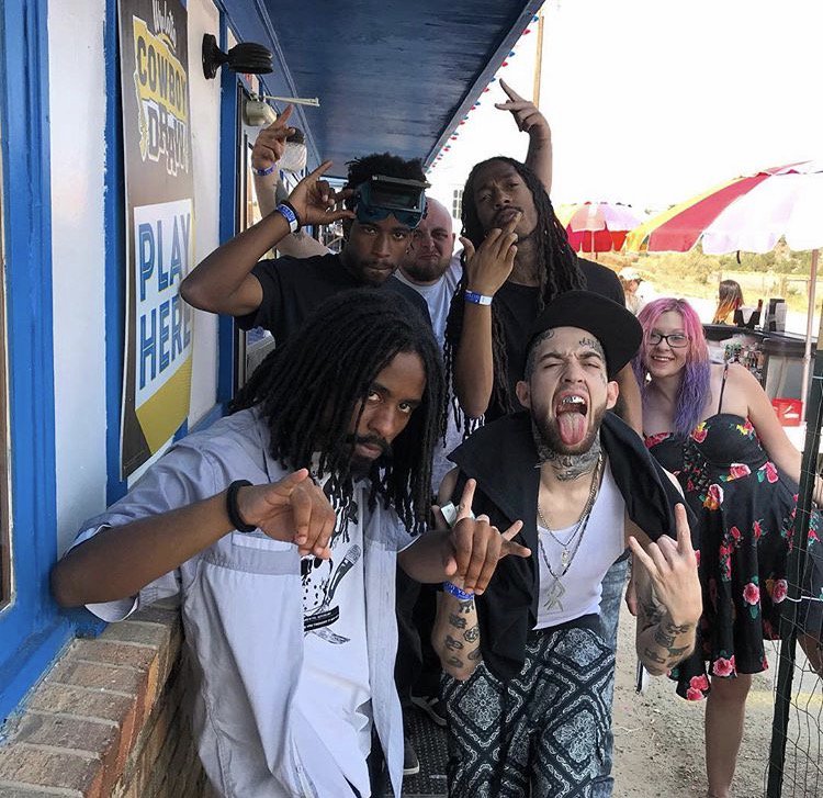 MajikNinjaAust's tweet photo. #DeadFest looked dope!!!
#GMoSkee #BodyBagSyndikate #UndergroundMusic #MajikNinjaAustralia https://t.co/yHy7PBmubZ