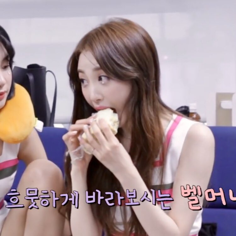 sinchon_904's tweet photo. サンドイッチ、デカすぎるよね？🥪
#ELRIS
https://t.co/74IE7tmiGc https://t.co/1wxZxvOd7Q
