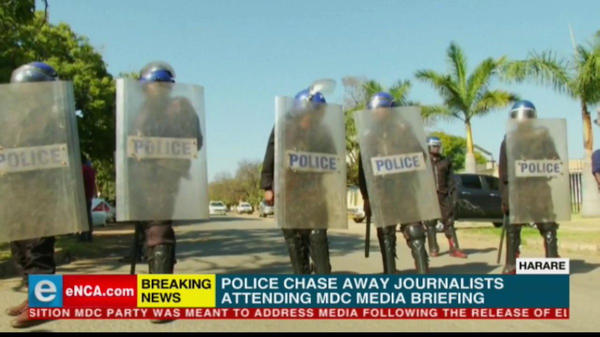 LIVE on #eNCANow: Police have chased away journalists at this afternoon's MDC Alliance briefing where Nelson Chamisa was expected to speak. #ZimElections2018 Tune in to #DStv403