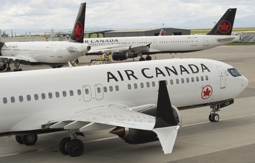 HT_escape's tweet image. With more than 178,000 customers flying today, Air Canada sets new single day record for customers carried today! Wow! #travel