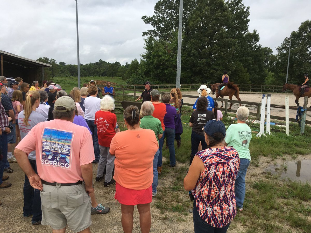 Emily Mueller tweet media