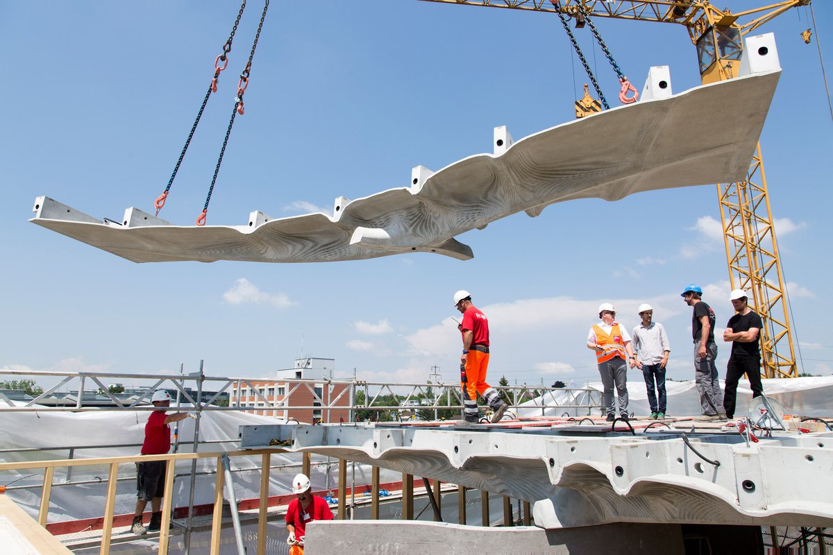 joe_r_harris's tweet image. This 3D Sand printed lightweight concrete ceiling is amazing.  dezeen.com/2018/08/03/eth… via @dezeen