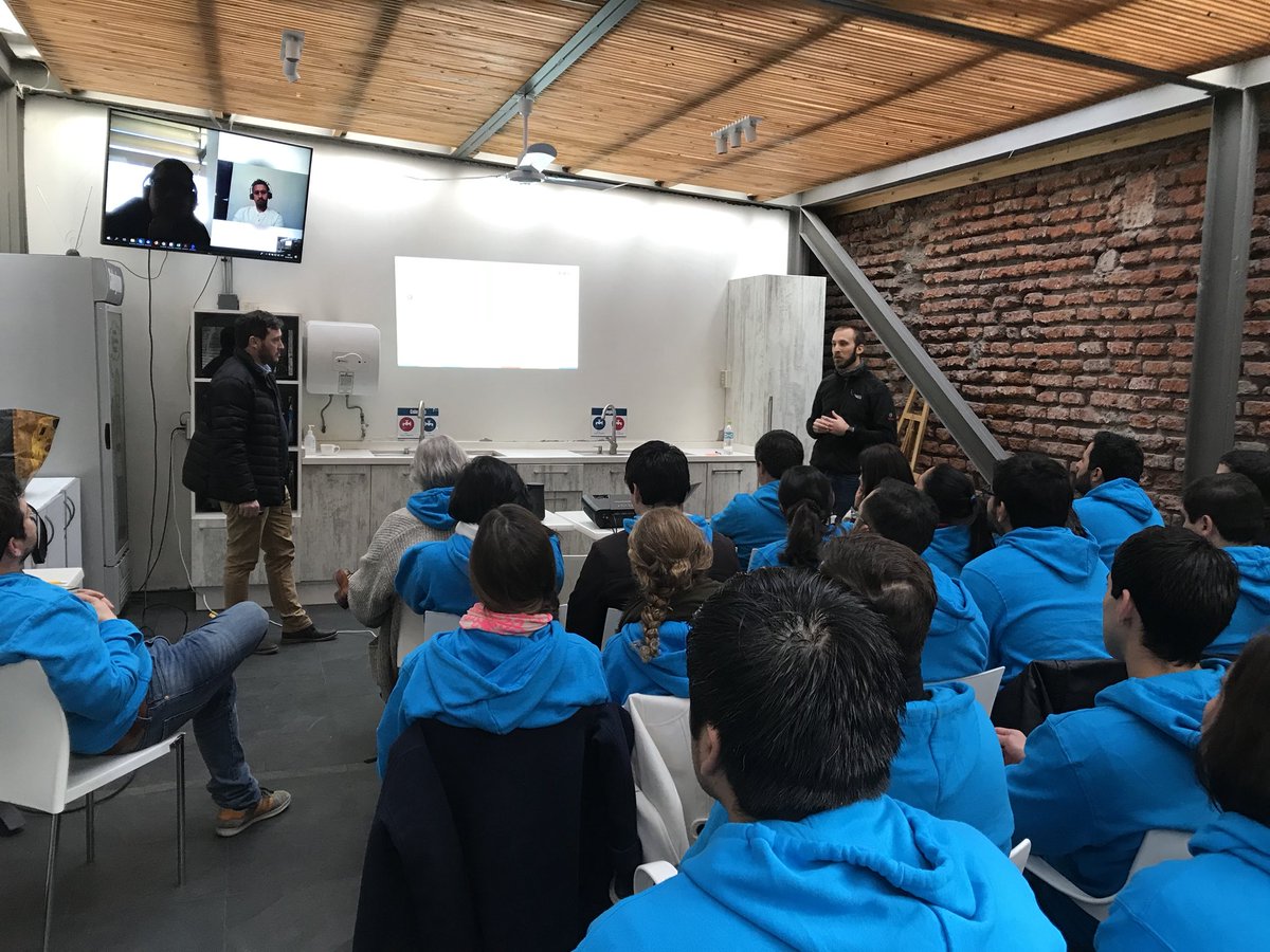 Iniciando nuestra segunda y última jornada del Taller <a href="/colegium/">Colegium</a> de mitad de año. Con parte de nuestro equipo asistiendo desde Colombia y México. ¡Este segundo semestre Latinoamérica tendrá #MásTiempoParaEducar!