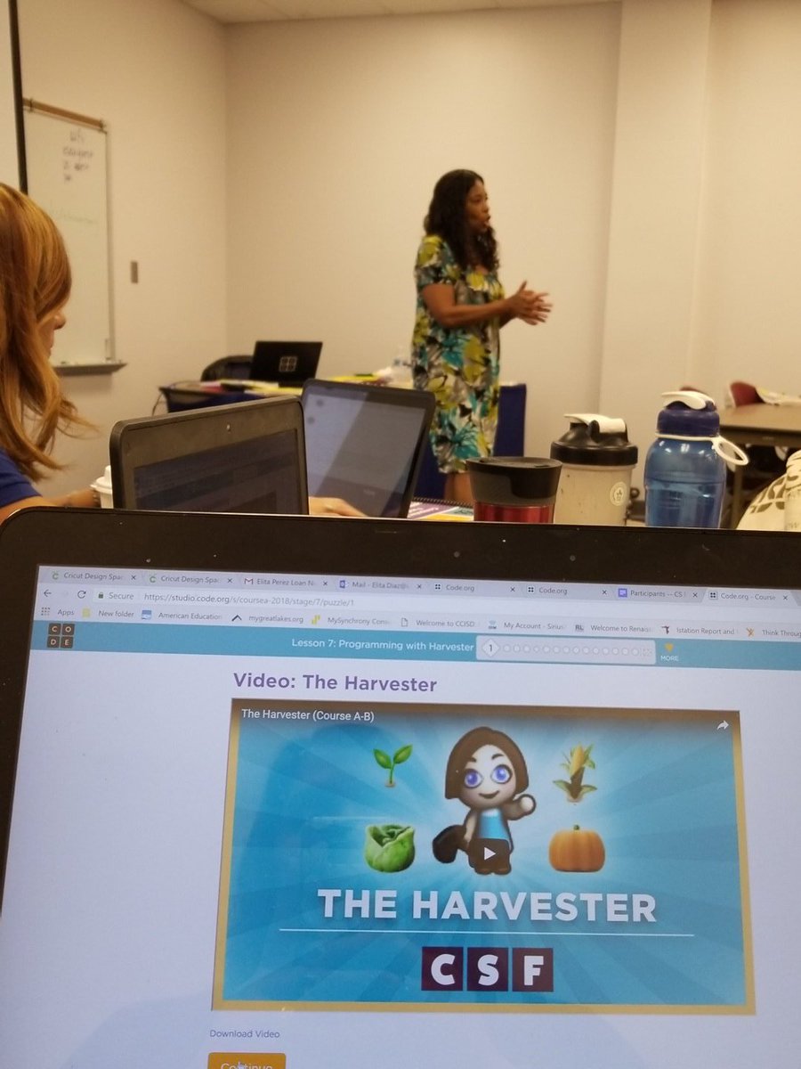 elitaddiaz's tweet photo. Ready to learn. Thank you @vkajones for the @TeachCode PD. #CSforAll #lifelonglearner @CCISDIT https://t.co/hAKntZtroz