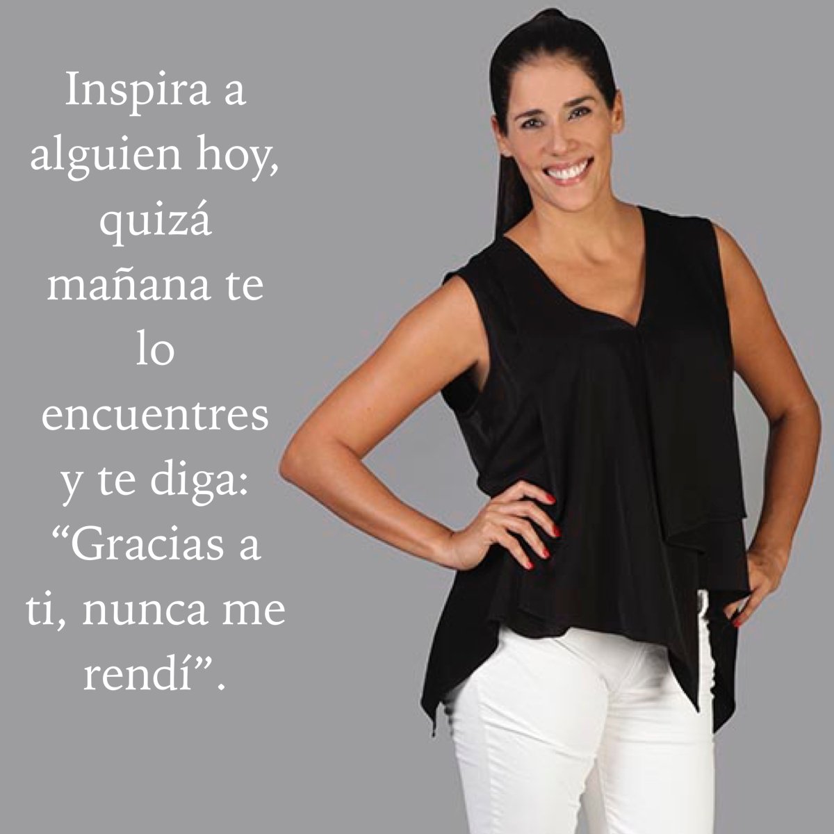 GianellaNeyra_'s tweet photo. No podemos ayudar a todos, pero todo el mundo puede ayudar a alguien. ¡Hagámoslo! #FelizViernes https://t.co/MGhQKev9zi