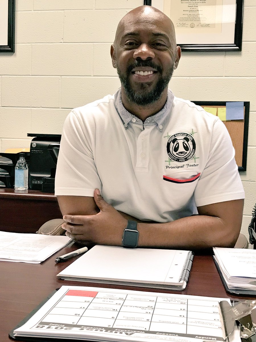 DrEmilyAMassey's tweet photo. This dynamic principal is ready for the new year! @apsupdate @principalfoster Go Parkside! @CarstarphenMJ @Atldepsupt ๐ #YesJackson https://t.co/LFjkmn2dYN