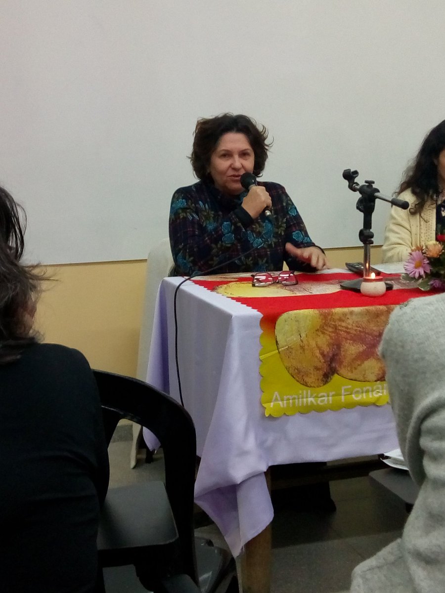 CsEducacion's tweet photo. Conversatorio: Leda María de Barros Guimàraes nos presenta "Eduación en Brasil: una historia de lucha" #IES28 https://t.co/lLDnS2jzXZ