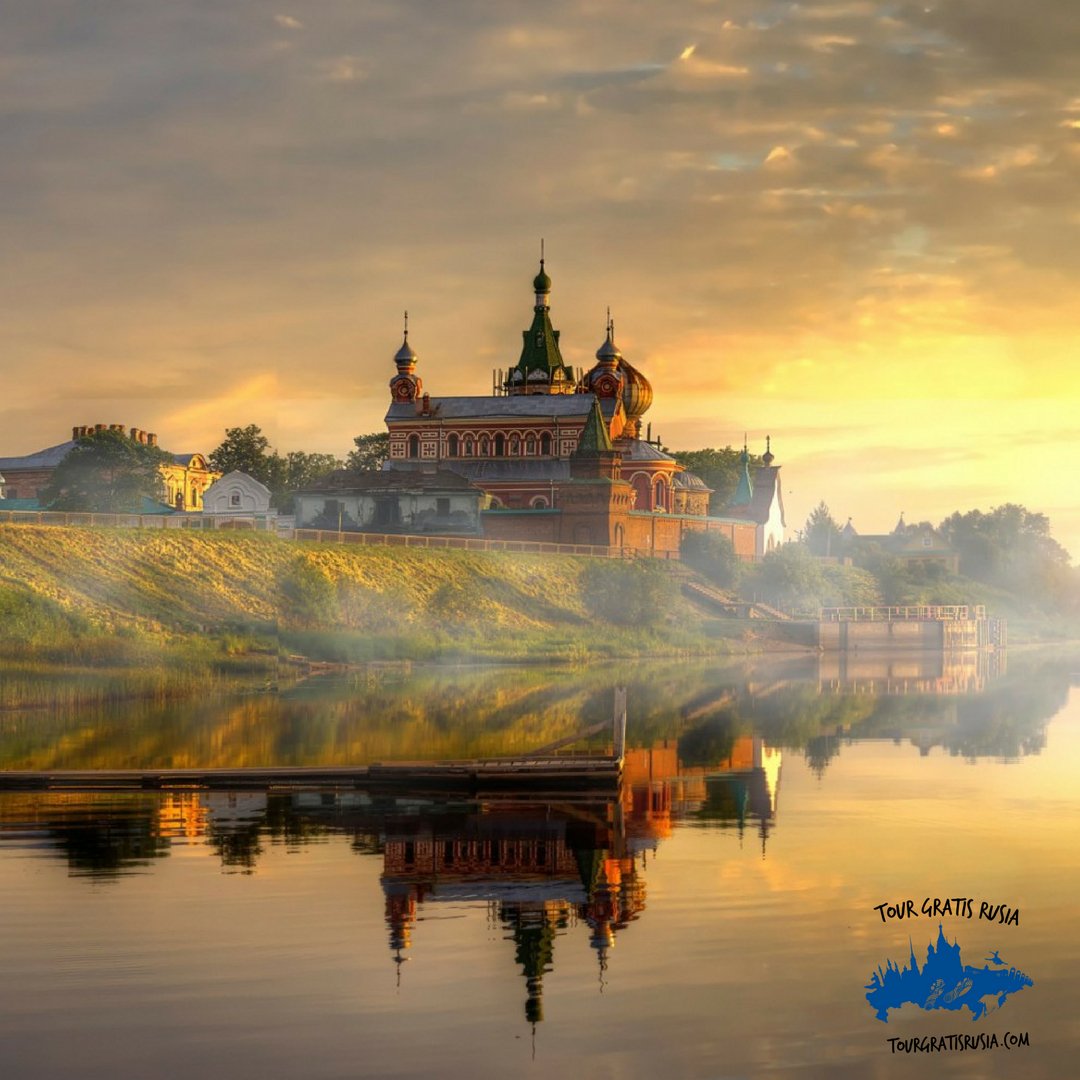 TourgratisRusia's tweet photo. Staraya Ladoga es una localidad rural rusa de gran belleza. A veces se la llama primera capital de #Rusia porque solía ​​ser un puesto comercial próspero en los siglos VIII y IX.
🔸 Descubre más #curiosidades en nuestro blog:
https://t.co/lczqopVcDH #felizfinde #viajar https://t.co/T1poABDHbs