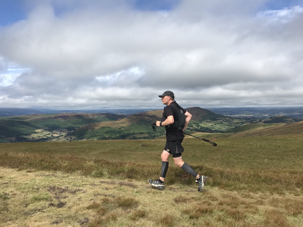 HillierWend's tweet photo. Because who needs ten anyway 🤔⛰🏃🏽‍♀️#toenailsareoverrated
 #fridaybootcamp with @RobhillierRob   #therollingmajestyoftheblacks 😉@ValleyViz @Wildcampwales @BMLUP https://t.co/8eobeTRzJN